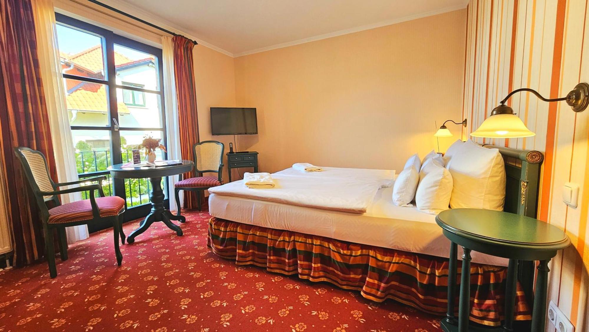 Hotel Godewind Тиссов Экстерьер фото