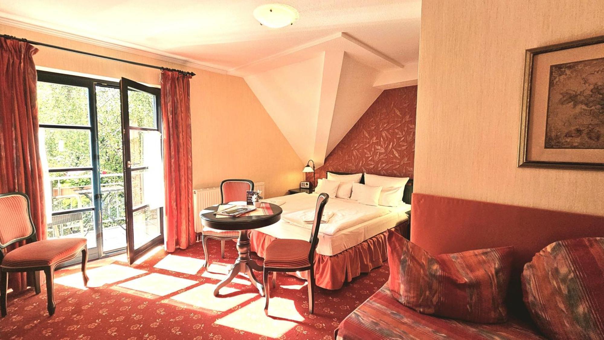 Hotel Godewind Тиссов Экстерьер фото
