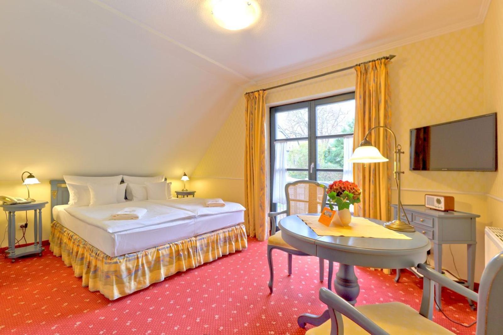 Hotel Godewind Тиссов Экстерьер фото