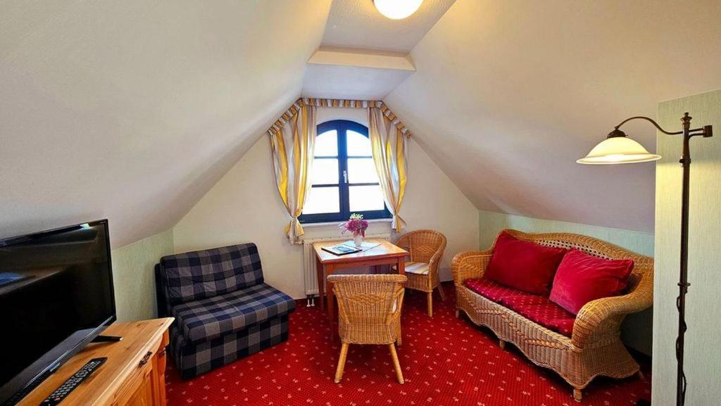 Hotel Godewind Тиссов Экстерьер фото