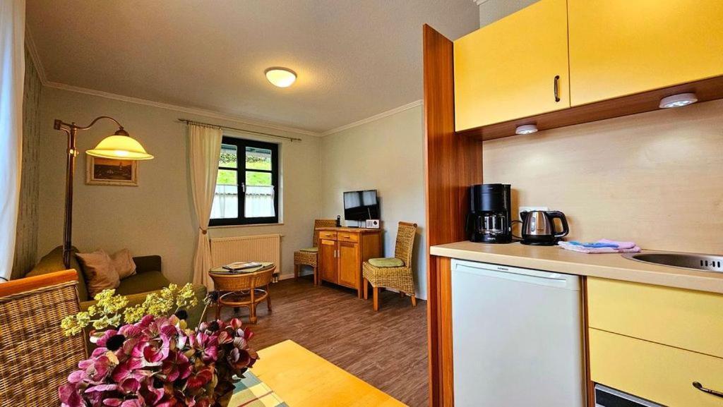Hotel Godewind Тиссов Экстерьер фото